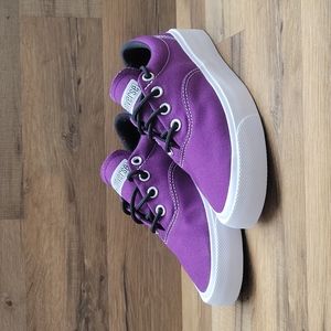 Converse shoes women Brand new.
